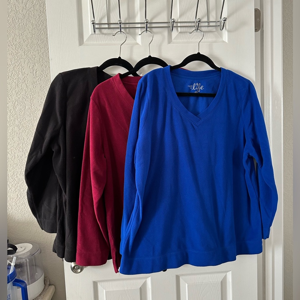 Made for life tops.  1X